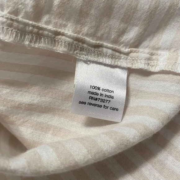 Elizabeth & James Striped Button Down Shirt Cotton Top Neutral Basic - Picture 8 of 10